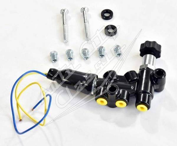 Master Cylinder Universal Proportioning Valve for Dual Bowl- 2 Inlets / 3 Outlets 260-11179